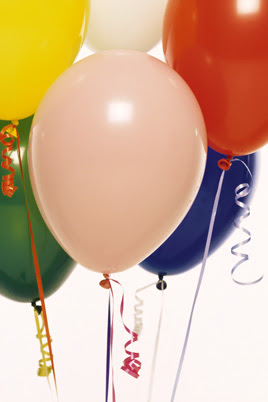  Ankara nternetten iek siparii  19 adet renklis latex uan balon buketi