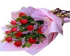 11 adet kirmizi güllerden görsel buket  Ankara çiçek gönderme sitemiz güvenlidir 