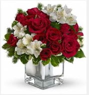 11 adet kırmızı gül ve beyaz kır çiçekleri  Ankara 14 şubat sevgililer günü çiçek 