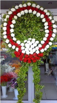 Cenaze çelenk çiçeği modeli  Ankara anneler günü çiçek yolla 