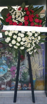 Cenaze çiçeği cenaze çiçek modelleri  Ankara çiçek siparişi sitesi 