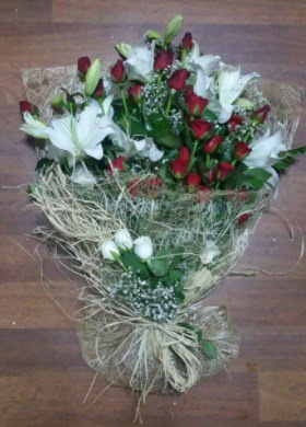 Kız isteme çiçekleri  Ankara çiçekçi telefonları  Kız söz nişan çiçeği